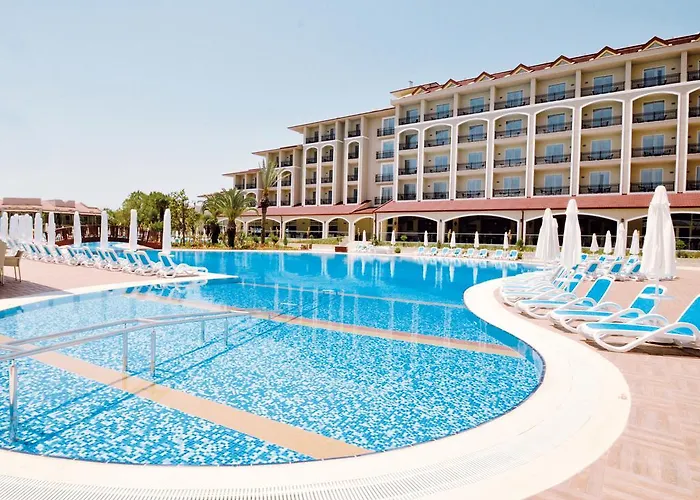 Paloma Oceana Otel Side